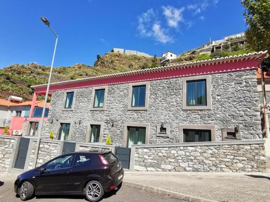 Chale Esmeralda - Charming Studios In Calheta Beach Bagian luar foto