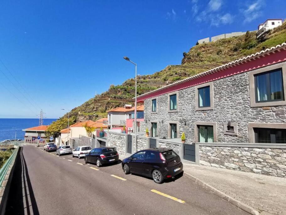 Chale Esmeralda - Charming Studios In Calheta Beach Bagian luar foto